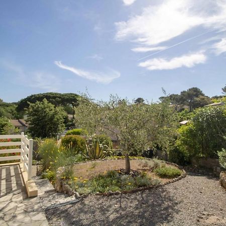 Large Spacious House In Frejus Exterior photo